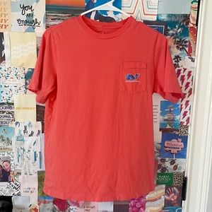 Youth large vineyard vines coral pink t-shirt.